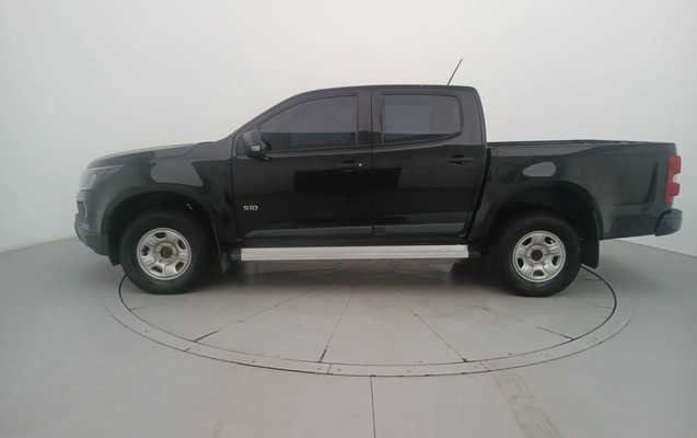 imagem-https://www.socarrao.com.br/sc-vehicle-images-prod/3948810/1789757434453-2_013145.jpg