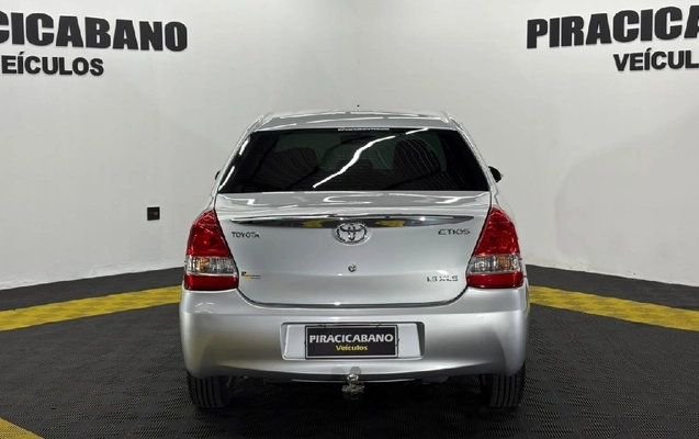 imagem-https://www.socarrao.com.br/sc-vehicle-images-prod/3948878/1789757522064-2fafe3cb-76ae-c153-a598-26eb0a03237f-whatsappimage2026-09-17at1717041jpeg.jpg