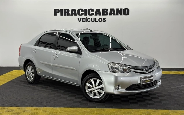 imagem-https://www.socarrao.com.br/sc-vehicle-images-prod/3948878/1789757522080-b3a5227a-65a8-a9e4-2e49-1febca462a24-whatsappimage2026-09-17at1716593jpeg.jpg