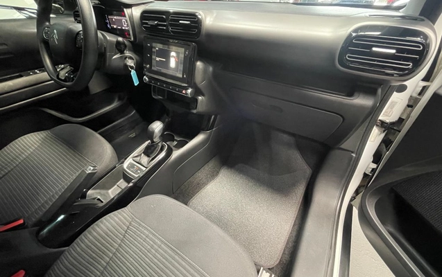 imagem-https://www.socarrao.com.br/sc-vehicle-images-prod/3948959/1789757628507-gb-b936786.jpeg