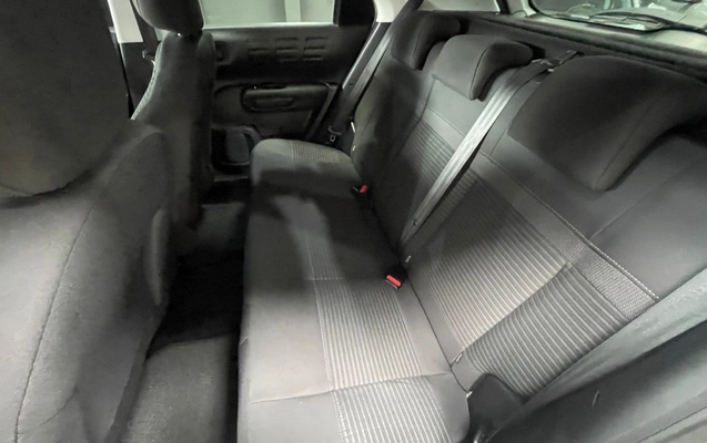 imagem-https://www.socarrao.com.br/sc-vehicle-images-prod/3948959/1789757628513-gb-0b8d690.jpeg