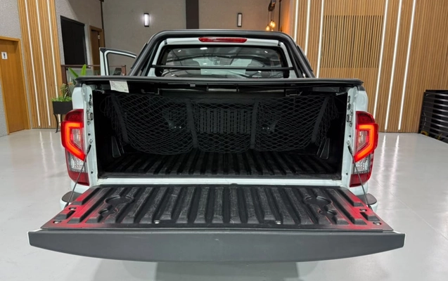 imagem-https://www.socarrao.com.br/sc-vehicle-images-prod/3949058/1789757750964-vehicle_image_1789757694_1c21140d7bf5acfcbaa0a5e3a69cb7ee.jpeg