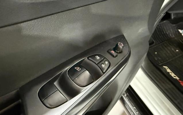 imagem-https://www.socarrao.com.br/sc-vehicle-images-prod/3949058/1789757750967-vehicle_image_1789757703_e7e0e83b821693c01d150147b5ecb461.jpeg