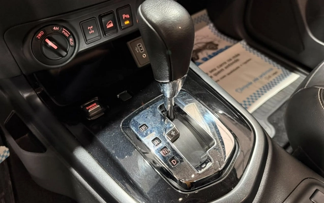 imagem-https://www.socarrao.com.br/sc-vehicle-images-prod/3949058/1789757750974-vehicle_image_1789757720_adaad588f519e3f0d472af4d94578c53.jpeg
