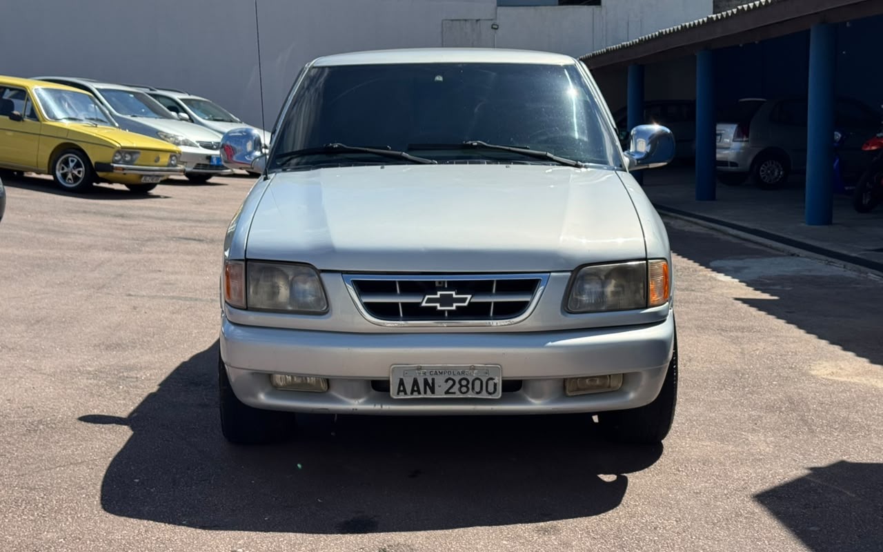 imagem-https://www.socarrao.com.br/sc-vehicle-images-prod/3949063/1789757759268-V2hhdHNBcHAgSW1hZ2UgMjAyNi0wOS0xNyBhdCAxNS40Ny40OC5qcGVn.jpeg