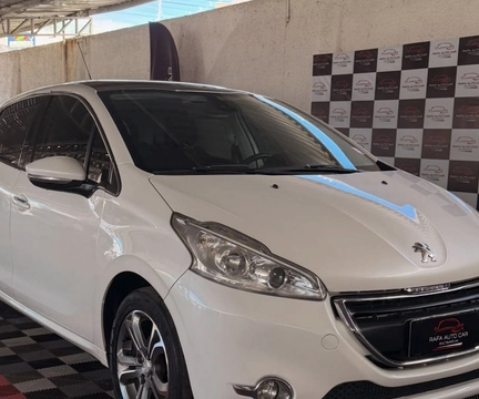 Peugeot 308 2015 Branco — foto 1 de 3