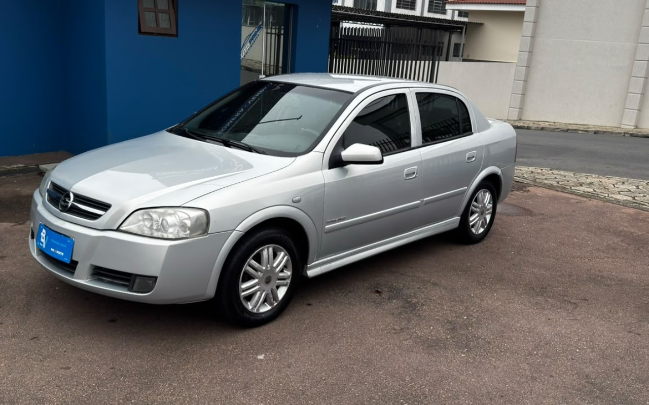 Chevrolet Astra 2005 Cinza — foto 1 de 3