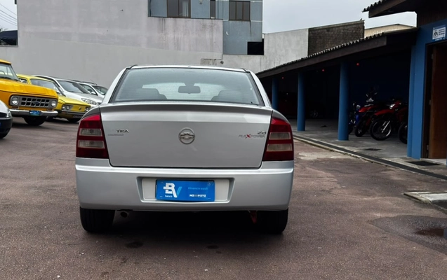 imagem-https://www.socarrao.com.br/sc-vehicle-images-prod/3949191/1789758251674-V2hhdHNBcHAgSW1hZ2UgMjAyNi0wOS0xNiBhdCAxOC4zOC4yMyAoMykuanBlZw.jpeg
