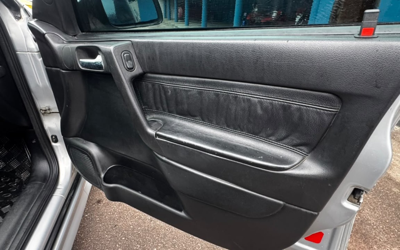 imagem-https://www.socarrao.com.br/sc-vehicle-images-prod/3949191/1789758251980-V2hhdHNBcHAgSW1hZ2UgMjAyNi0wOS0xNiBhdCAxOC4zOC4xOSAoNSkuanBlZw.jpeg