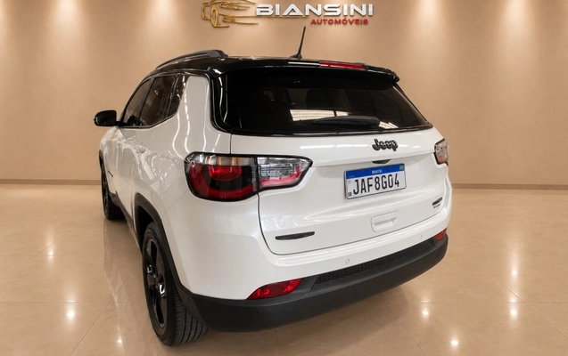 imagem-https://www.socarrao.com.br/sc-vehicle-images-prod/3949323/1789758449590-tAHwE4kZP2eGIjN7V1ieXnZ4h6janntb.jpg