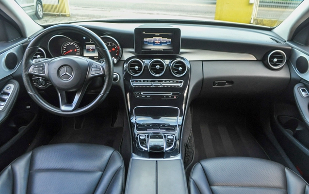 imagem-https://www.socarrao.com.br/sc-vehicle-images-prod/3949343/1789758503718-0b1b8b409ab24f028f5e3871e83bbdc4_1782317703420.jpg