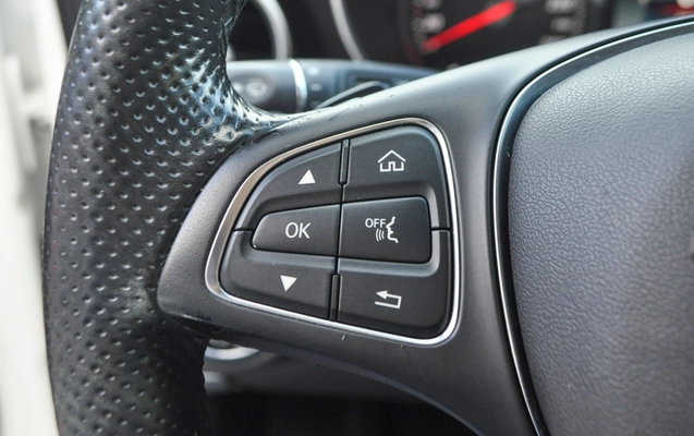 imagem-https://www.socarrao.com.br/sc-vehicle-images-prod/3949343/1789758503731-15085fa17a204f3a82d332d726f66741_1782317703494.jpg