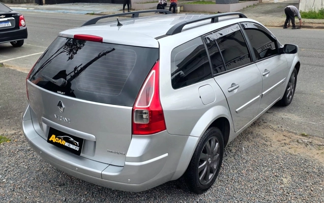 imagem-https://www.socarrao.com.br/sc-vehicle-images-prod/3949379/1789827013552-ZIL3XrveoectFYfgeqrPkJ8cvtSks41c.jpg