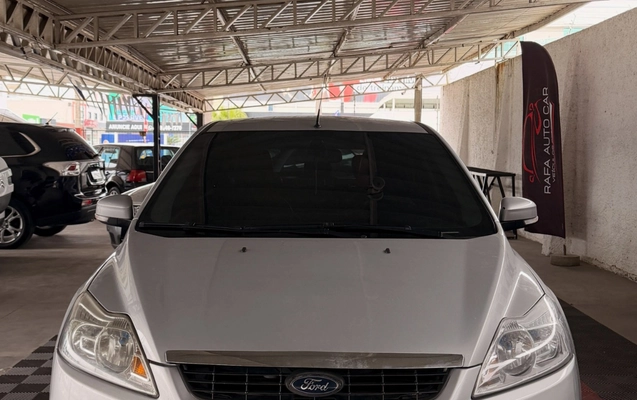 imagem-https://www.socarrao.com.br/sc-vehicle-images-prod/3949385/1789758628513-U2F2ZUNsaXAuQXBwXzgwOTQ2NTE4Nl8xNzk0OTMwODgxNDI3MDgyMF8yMDc1NzE2NTI4MjA5MjU5ODk0X24uanBn.jpg
