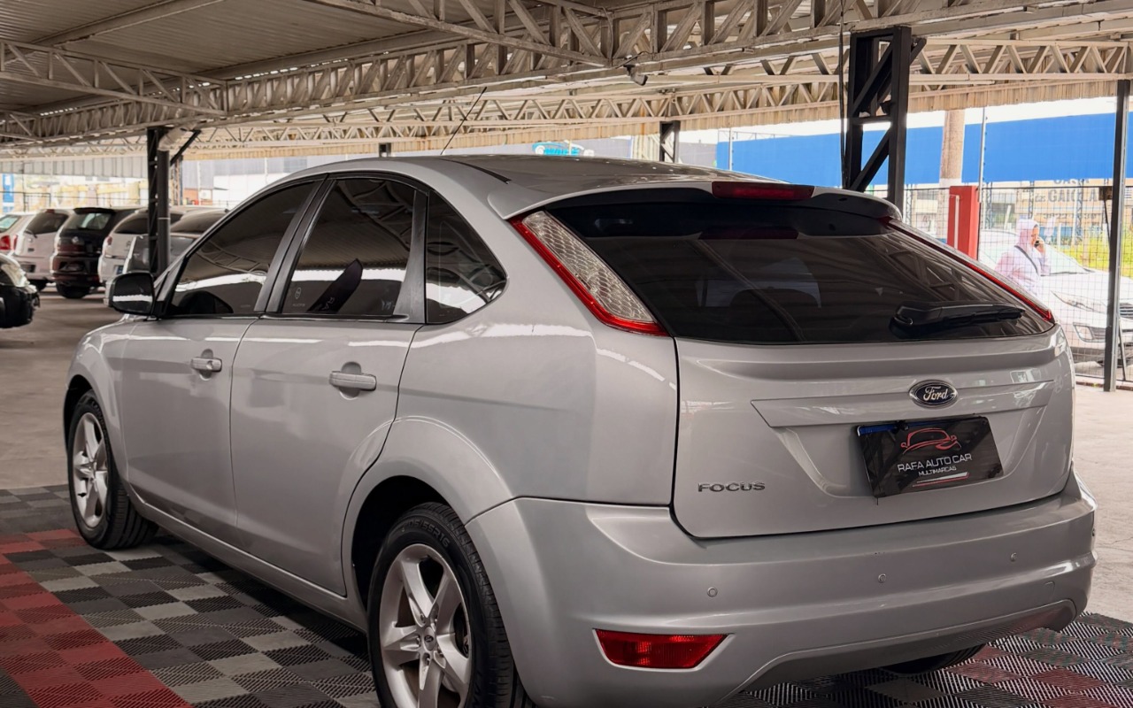 imagem-https://www.socarrao.com.br/sc-vehicle-images-prod/3949385/1789758628614-U2F2ZUNsaXAuQXBwXzgxMDAyMjg5Ml8xNzk0OTMwODkxOTI3MDgyMF80NDQ2NjU0NzM1NjI1MTkzNDc1X24uanBn.jpg