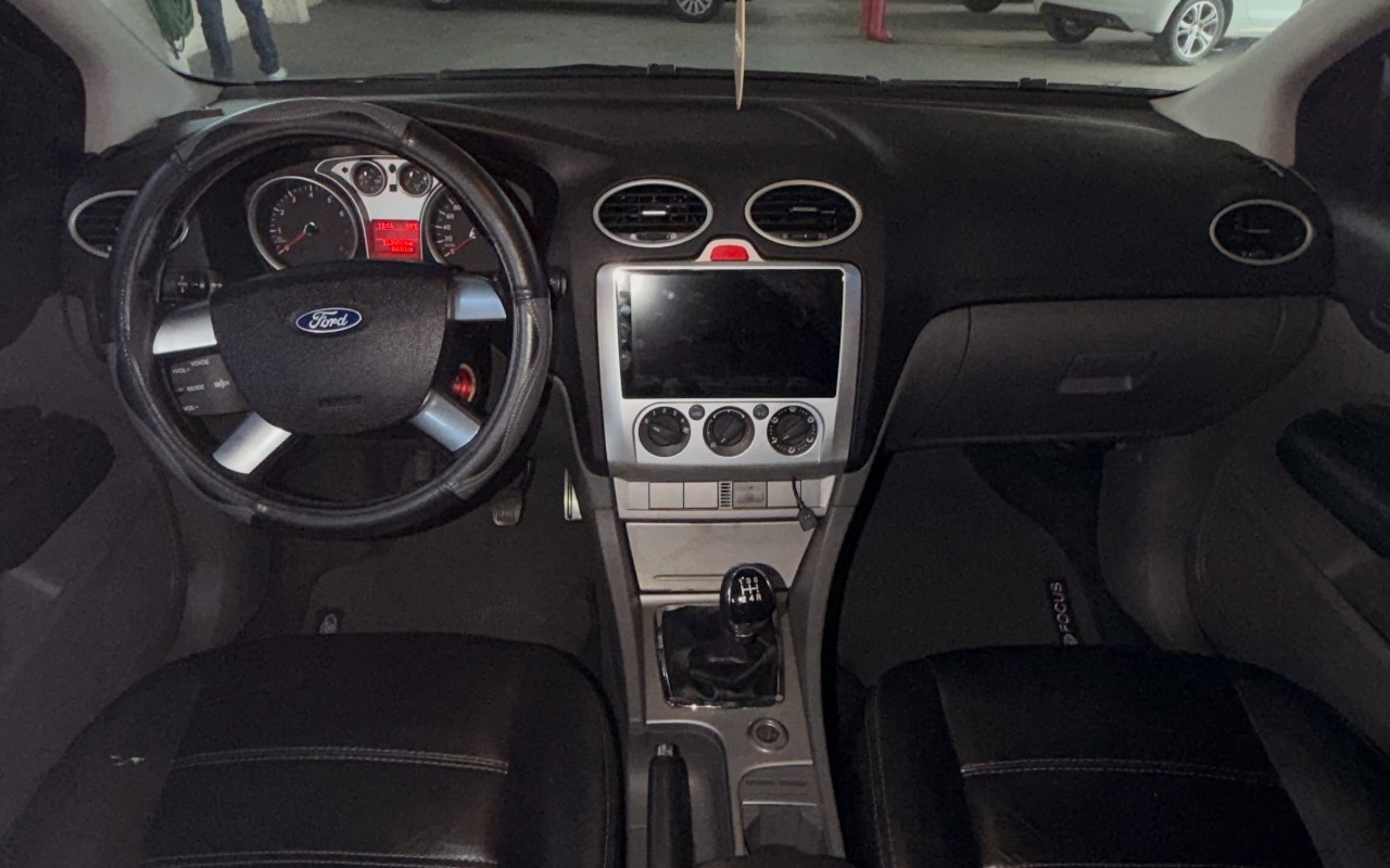 imagem-https://www.socarrao.com.br/sc-vehicle-images-prod/3949385/1789758628802-U2F2ZUNsaXAuQXBwXzgxMDAyMjg3MV8xNzk0OTMwODg1MzI3MDgyMF81OTUxOTA4NDQ2OTc1Mjc2OTg5X24uanBn.jpg