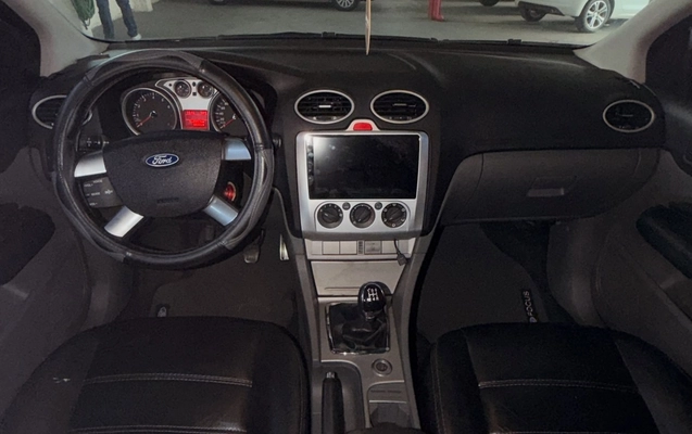 imagem-https://www.socarrao.com.br/sc-vehicle-images-prod/3949385/1789758628802-U2F2ZUNsaXAuQXBwXzgxMDAyMjg3MV8xNzk0OTMwODg1MzI3MDgyMF81OTUxOTA4NDQ2OTc1Mjc2OTg5X24uanBn.jpg