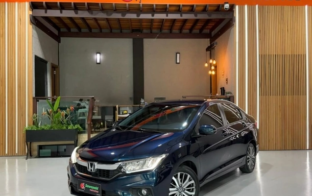 imagem-https://www.socarrao.com.br/sc-vehicle-images-prod/3949475/1789758839895-vehicle_image_1789758799_5f32f4344a65a67d836738013557d353.jpeg
