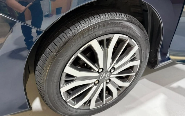 imagem-https://www.socarrao.com.br/sc-vehicle-images-prod/3949475/1789758839911-vehicle_image_1789758821_b4baf6f5dc36e867b1b50567724f906e.jpeg