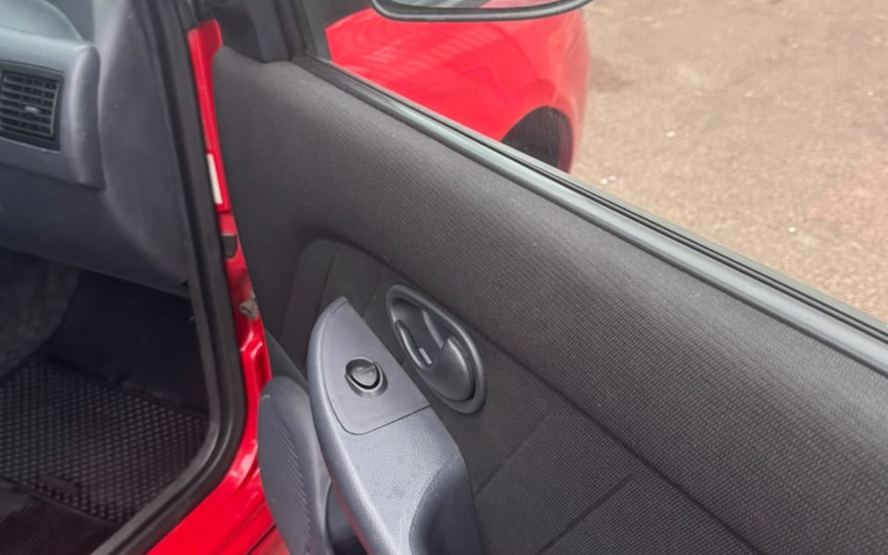imagem-https://www.socarrao.com.br/sc-vehicle-images-prod/3949511/1789759062081-V2hhdHNBcHAgSW1hZ2UgMjAyNi0wOS0xNCBhdCAxNi4zNS4zOSAoMikuanBlZw.jpeg