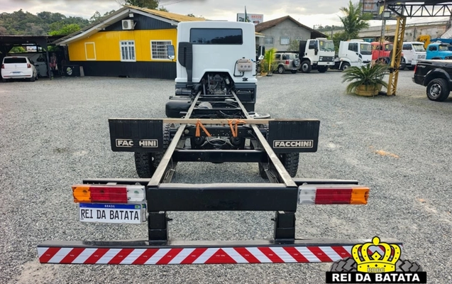 imagem-https://www.socarrao.com.br/sc-vehicle-images-prod/3949524/1789759073028-NS5qcGc.jpg