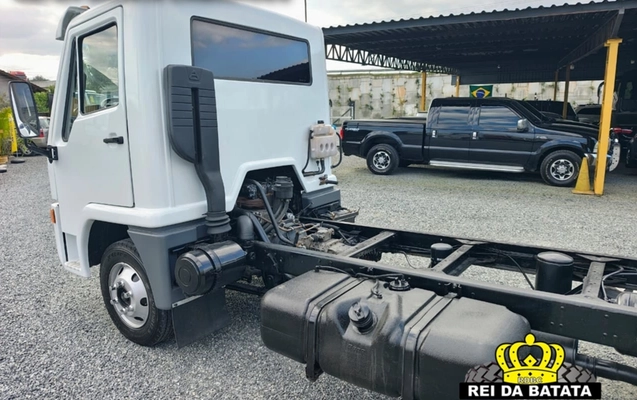 imagem-https://www.socarrao.com.br/sc-vehicle-images-prod/3949524/1789759073631-MTEuanBn.jpg
