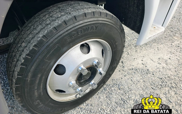 imagem-https://www.socarrao.com.br/sc-vehicle-images-prod/3949524/1789759073990-MTUuanBn.jpg