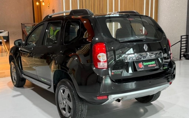 imagem-https://www.socarrao.com.br/sc-vehicle-images-prod/3949525/1789759075317-vehicle_image_1789759056_4681b4370e59328d4e43eb7de3edbccb.jpeg