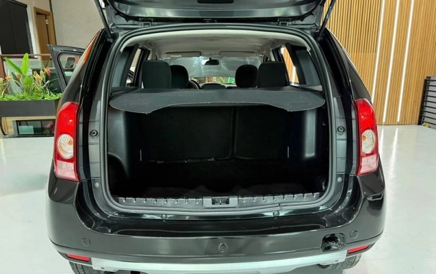 imagem-https://www.socarrao.com.br/sc-vehicle-images-prod/3949525/1789759075321-vehicle_image_1789759060_6b3d4b41ae5f6cf36944f8c2c7d27887.jpeg