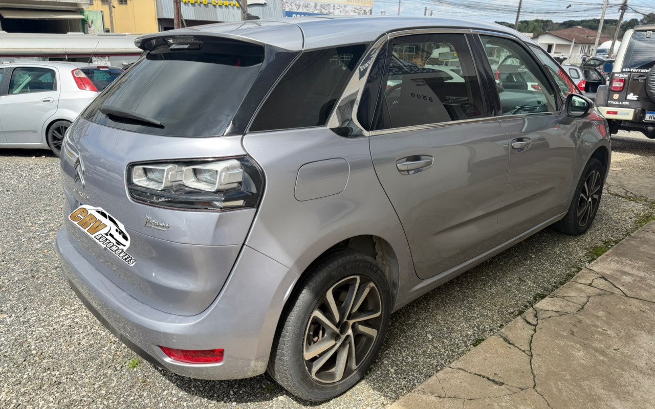 imagem-https://www.socarrao.com.br/sc-vehicle-images-prod/3949560/1789759109822-YTI2Y2Y3ZDktYWE1NS00NTllLWFjNjEtMDAwZDJmYzJiMjU0LmpmaWY.jfif