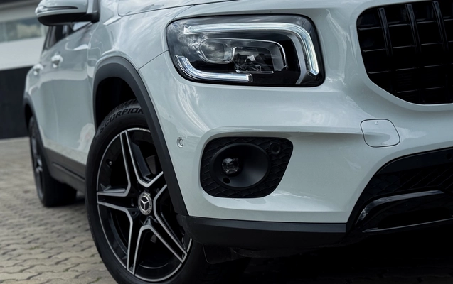 imagem-https://www.socarrao.com.br/sc-vehicle-images-prod/3949578/1789759131072-1_024712.jpg
