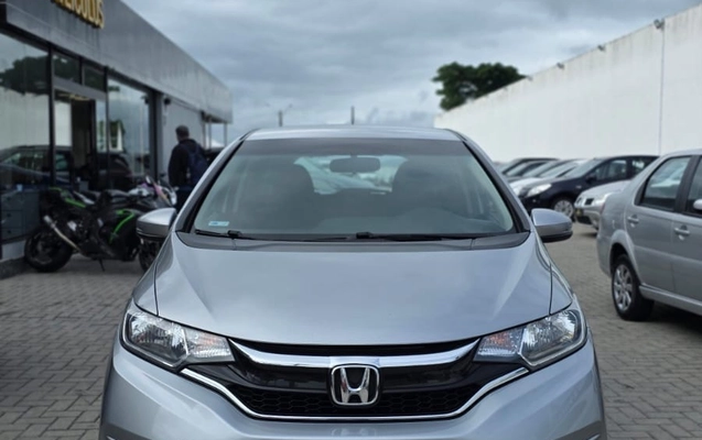 imagem-https://www.socarrao.com.br/sc-vehicle-images-prod/3949604/1789759221025-gb-6b4e7db.jpeg