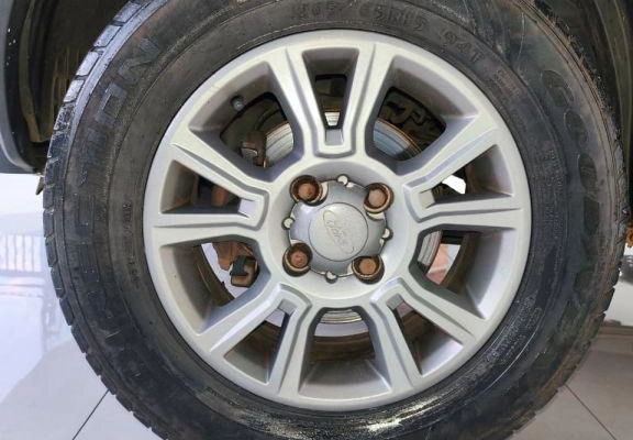 imagem-https://www.socarrao.com.br/sc-vehicle-images-prod/3949727/1789759398916-1230717.jpeg