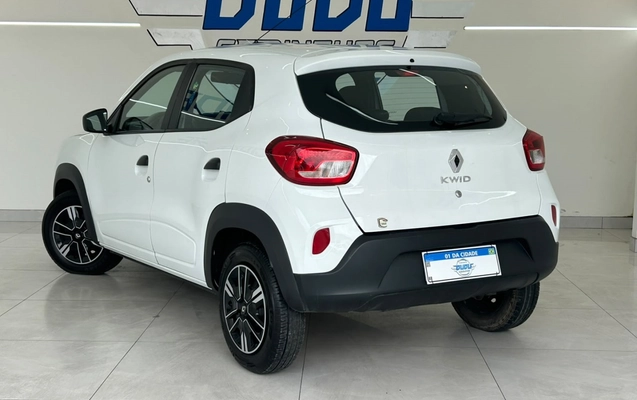 imagem-https://www.socarrao.com.br/sc-vehicle-images-prod/3949728/1789759402560-5_015022.jpg