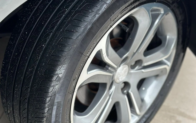 imagem-https://www.socarrao.com.br/sc-vehicle-images-prod/3949748/1789759443673-003_796ca0ffe35df0800ceb363ae816a99a.jpg