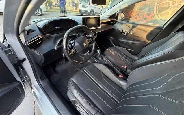 imagem-https://www.socarrao.com.br/sc-vehicle-images-prod/3949814/1789759582589-d69c350797ea4b7098af6b2f3b193fb1_1789750541492.jpg