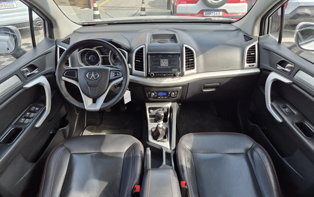 imagem-https://www.socarrao.com.br/sc-vehicle-images-prod/3949823/1789759644135-003_d35e7b10c79420e9be545bf383f0736c.jpg