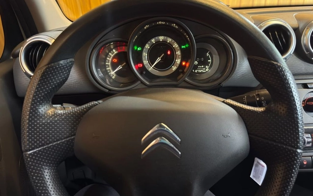 imagem-https://www.socarrao.com.br/sc-vehicle-images-prod/3949829/1789759666420-gb-9eafe7c.jpeg