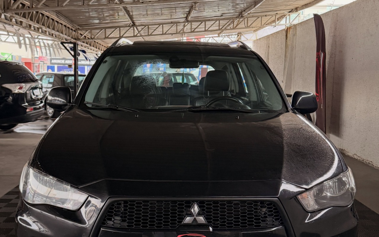 imagem-https://www.socarrao.com.br/sc-vehicle-images-prod/3949846/1789759870632-U2F2ZUNsaXAuQXBwXzgwNDcyNTgzMV8xNzk0ODg5OTYyNjI3MDgyMF83NTg3NzA0MDA1NTk3ODk1MTU4X24uanBn.jpg