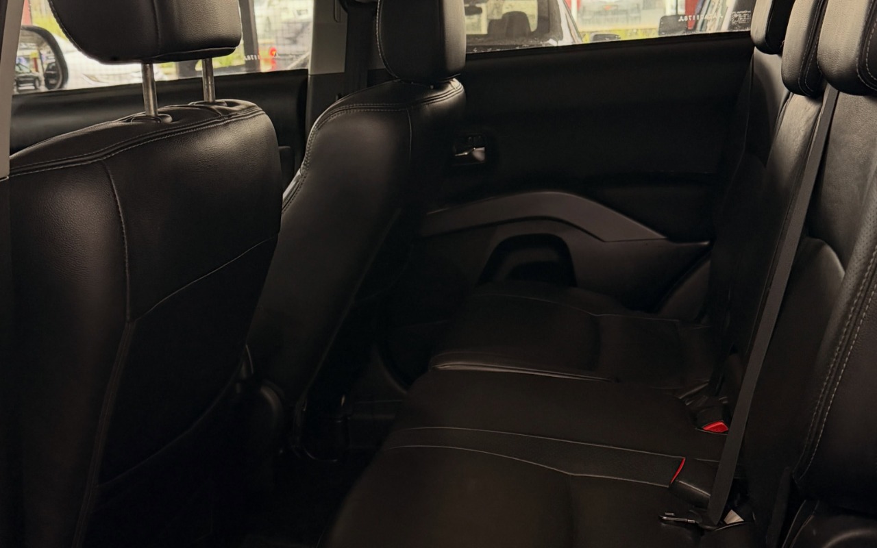 imagem-https://www.socarrao.com.br/sc-vehicle-images-prod/3949846/1789759871079-U2F2ZUNsaXAuQXBwXzgwNDQ0NTg3NF8xNzk0ODg5OTc0NjI3MDgyMF8yNzE4ODI2MTA3NzIzOTQ5MTYxX24uanBn.jpg