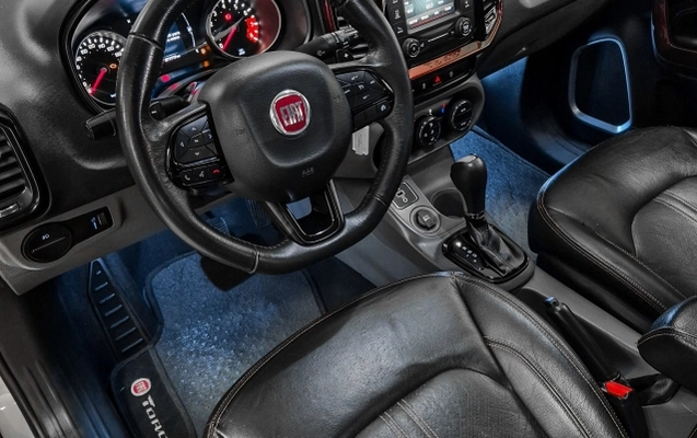 imagem-https://www.socarrao.com.br/sc-vehicle-images-prod/3949851/1789759905580-RvVbExKuSZ5zHm4dqQr7pVTdXvidIGpZ.jpg