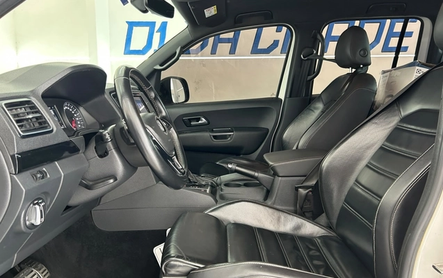imagem-https://www.socarrao.com.br/sc-vehicle-images-prod/3950109/1789760459640-13_031306.jpg