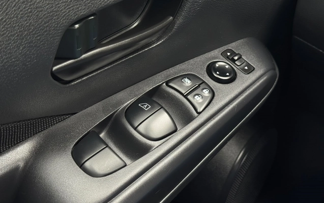 imagem-https://www.socarrao.com.br/sc-vehicle-images-prod/3950124/1789760517689-11_114113.jpg