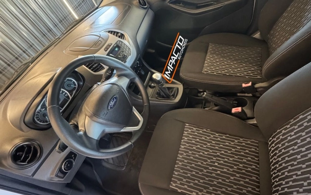 imagem-https://www.socarrao.com.br/sc-vehicle-images-prod/3950163/1789760651394-gb-d878c12.jpeg