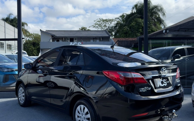 imagem-https://www.socarrao.com.br/sc-vehicle-images-prod/3950236/1789760895789-61a2c2815cc14d69accbaea82d567e9f_1789759549687.jpg