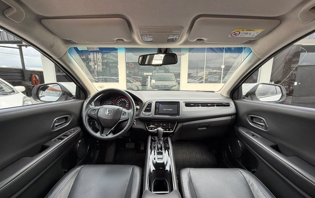 imagem-https://www.socarrao.com.br/sc-vehicle-images-prod/3950339/1789761077610-003_1c4daa22701bb1ff6fb84e9b667d8346.jpg