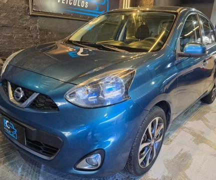 Nissan MARCH 2015 Azul — foto 1 de 3