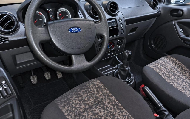 imagem-https://www.socarrao.com.br/sc-vehicle-images-prod/3950471/1789761334693-1237036.jpg