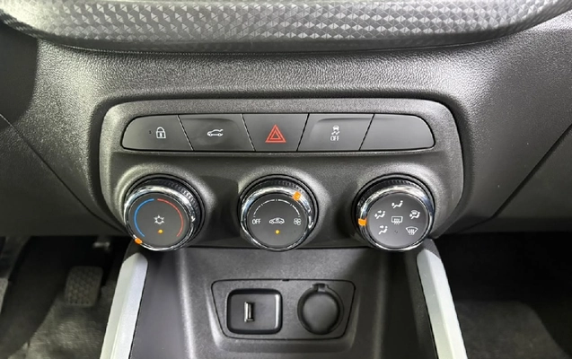 imagem-https://www.socarrao.com.br/sc-vehicle-images-prod/3950490/1789761379450-7dabd422-a167-53a6-bbc9-2bf90a9d9d3a-whatsappimage2026-09-18at1504451jpeg.jpg