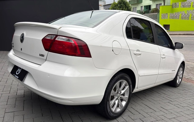 imagem-https://www.socarrao.com.br/sc-vehicle-images-prod/3950507/1789761498787-6dc7fe96-77d9-7223-c02c-3a23c843409b.jpg